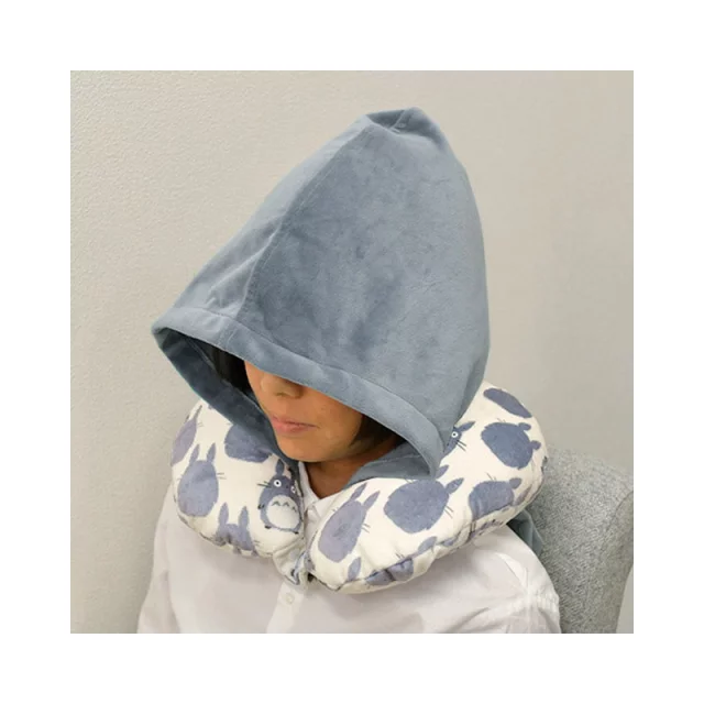 Cestovní polštář za krk Ghibli - Totoro (s kapucí)