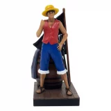 Dárkový set One Piece - Netflix & Chill Gift Box (figurka, láhev, deka, samolepky)