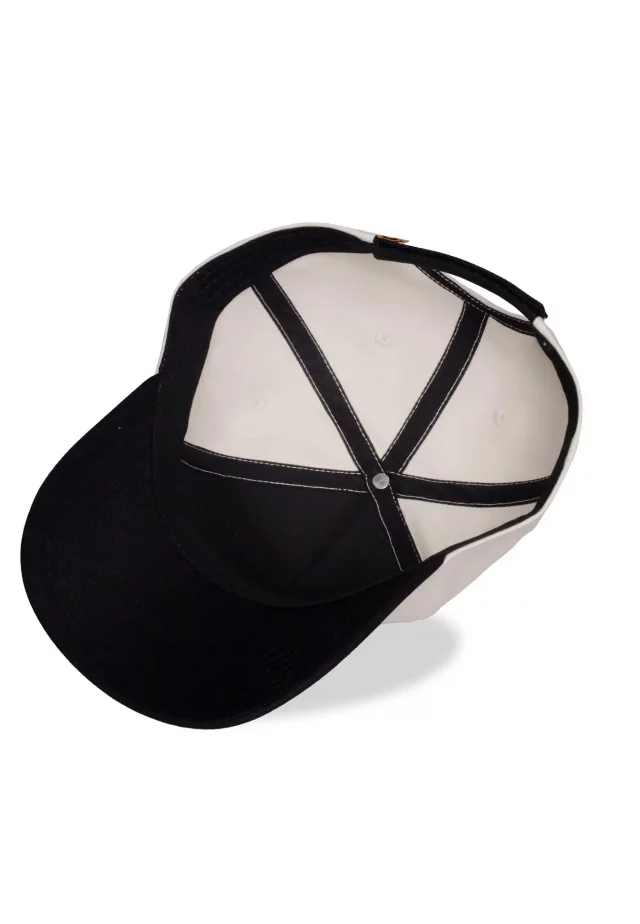 bílá kšiltovka s černým kšiltem