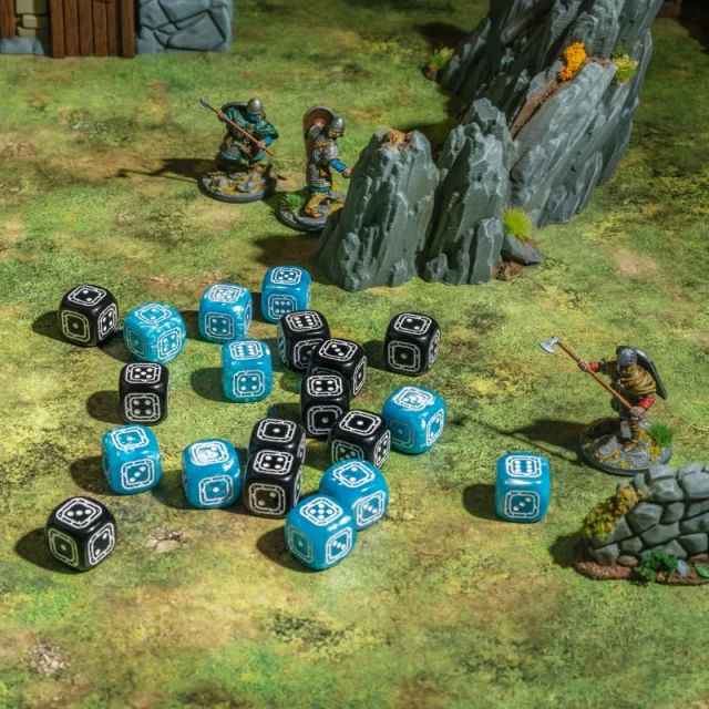 Kostky Fortress Compact - Black & Blue (20 ks)