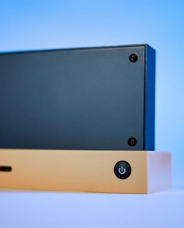 Lampička Genshin Impact - Logo LED