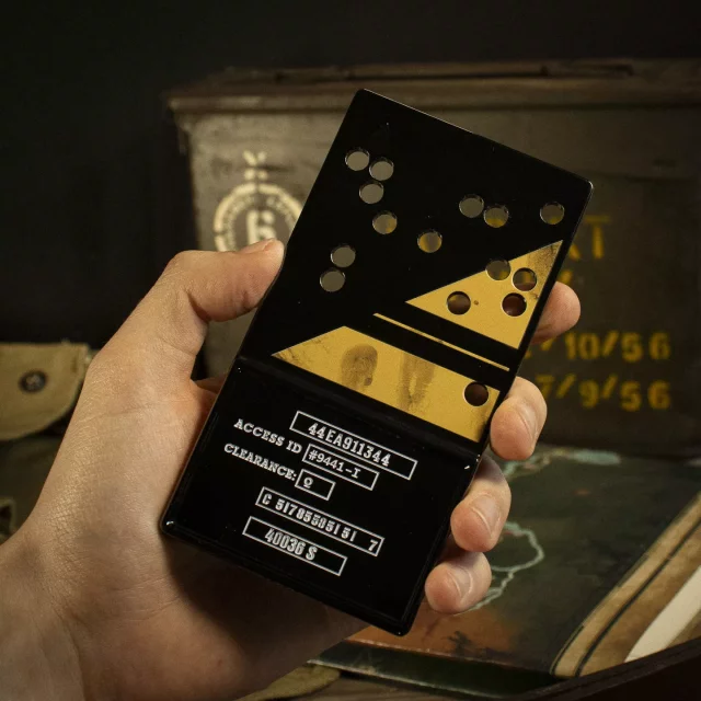 Replika Fallout - Nuclear Keycard Replica Limited Edition