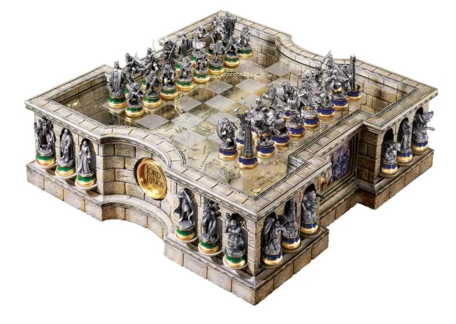Lord of The Rings Battle for Middle Earth Chess Set