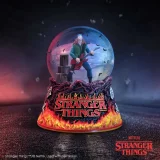 Sněžítko Stranger Things - Eddie's Sacrifice (Nemesis Now) - Figurka