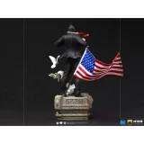 Soška Justice League - Clark Kent Art Scale 1/10 (Iron Studios)