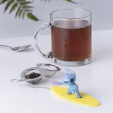 Sítko na čaj Disney - Stitch Surfing