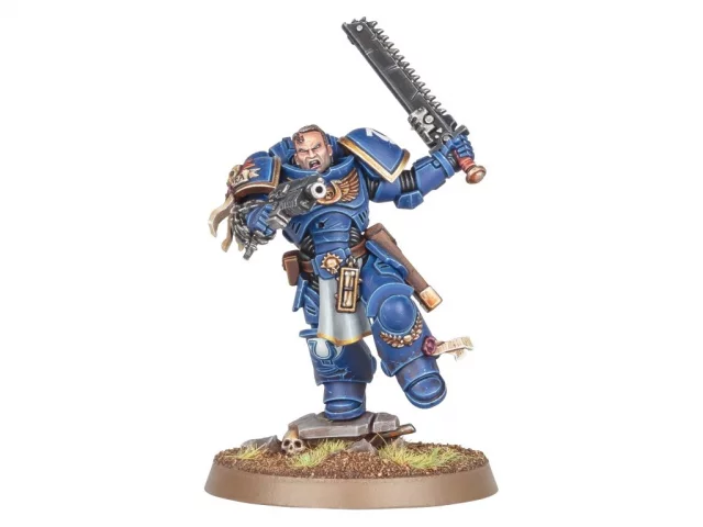W40k: Space Marines - Lieutenant Titus (1 figurka)