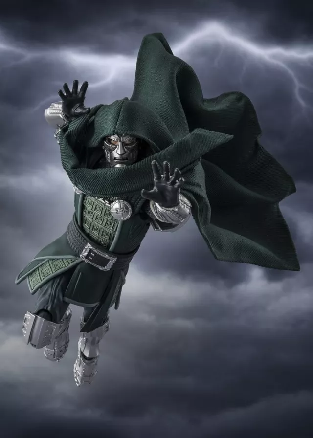 Akční figurka Avengers: Doomsday - Doctor Doom PVC (S.H.Figuarts) - Marvel