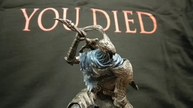Parádní Dark Souls figurky