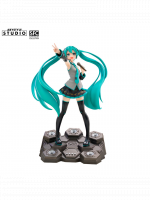 Figurka Vocaloid - Hatsune Miku on speaker