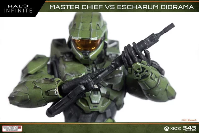 Socha Halo: Infinite - Master Chief vs. Escharum (Gaming Heads)