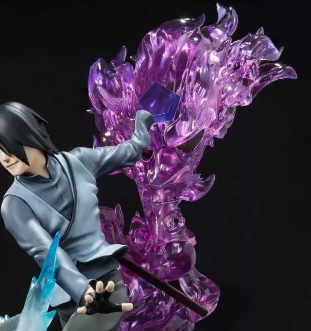 sasuke figurka
