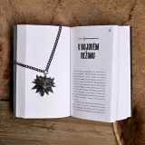 Výhodný set Karetní hra Zaklínač 3: Divoký Hon - Gwint CZ a Kniha Vlčí stopou - Historie vzniku hry Zaklínač 3: Divoký hon