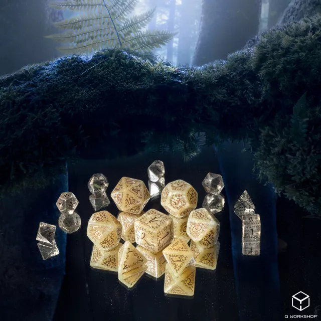 Kostky Q-Workshop: Elvish Jumbo Dice Set (Q-Workshop)