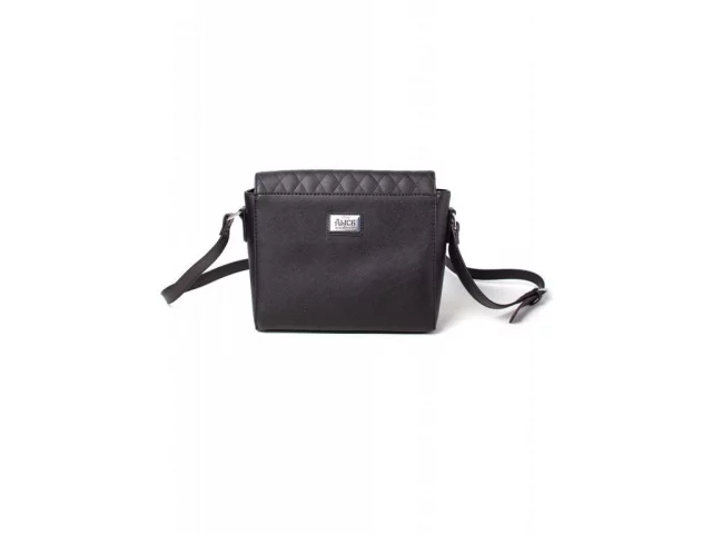 Kabelka Alenka v Říši Divů