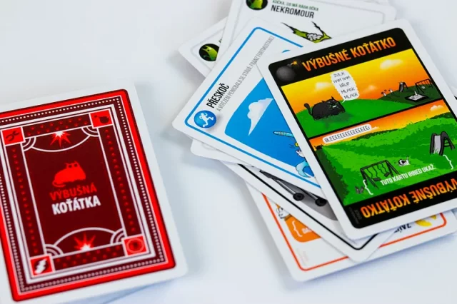 Karetní hra Výbušná koťátka - Přisprostlá edice