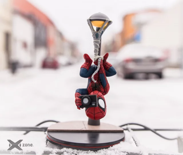 Figurka Spider-Man - Spider Cam (Q-Fig, 14 cm)