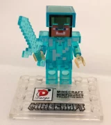 Mini figurka Minecraft Steve v brnění s mečem