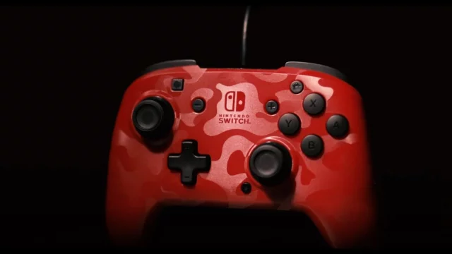 Faceoff Deluxe+ Audio Wired Controller