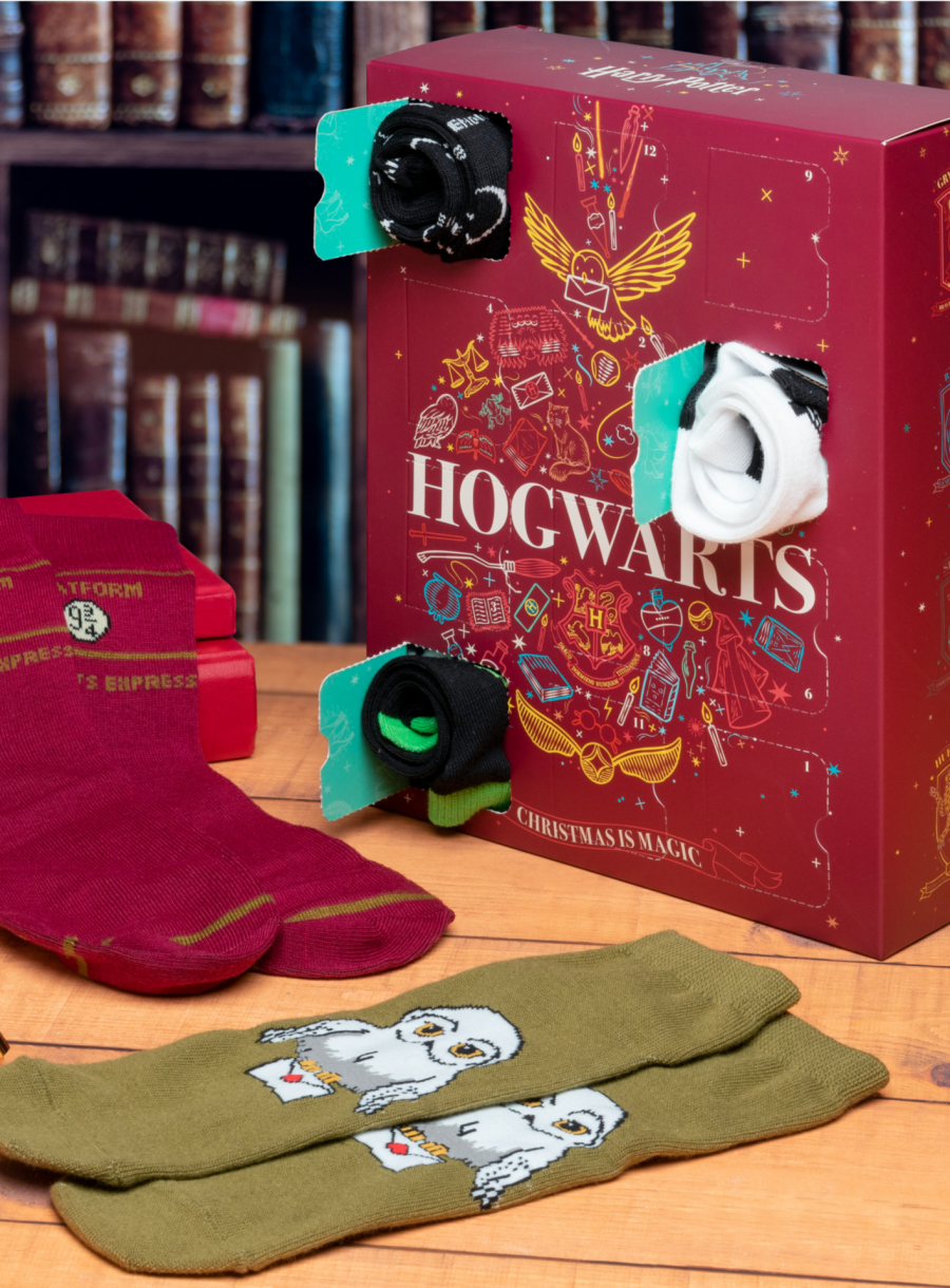 Paladone Dárkový set ponožek Harry Potter - Hogwarts (12 párů)