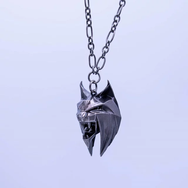 Medailon na krk Zaklínač 4 - Škola Rysa