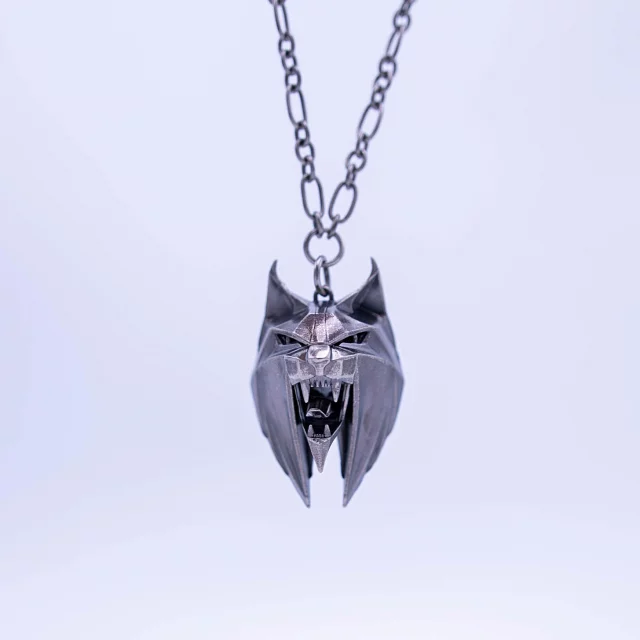 Medailon na krk Zaklínač 4 - Škola Rysa