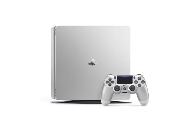 Konzole PlayStation 4 Slim 500GB - Silver Limited Edition