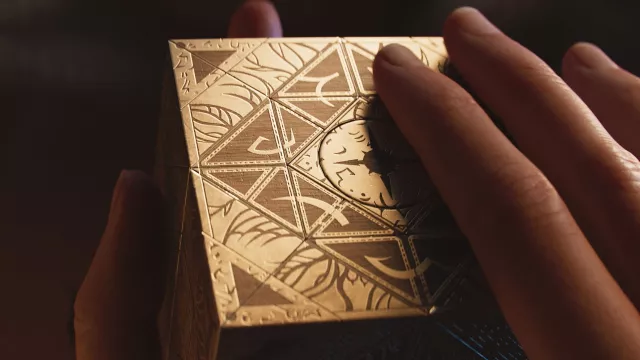 Clive Barker's Hellraiser: Revival Day One Edition (PS5) - Hororové