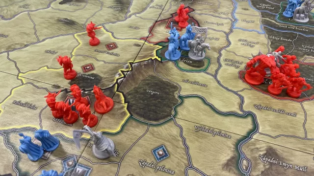 asymetrická strategická hra