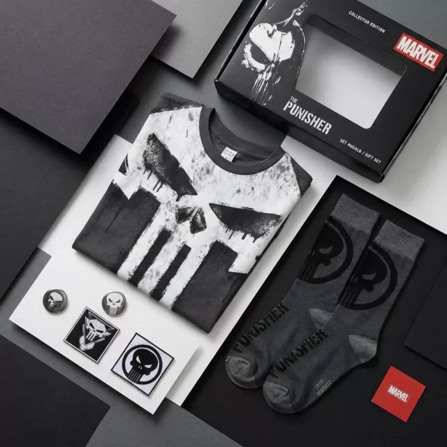 Dárková sada Marvel - Punisher (tričko, odznaky, nášivky, ponožky) (velikost XL) - Nášivka