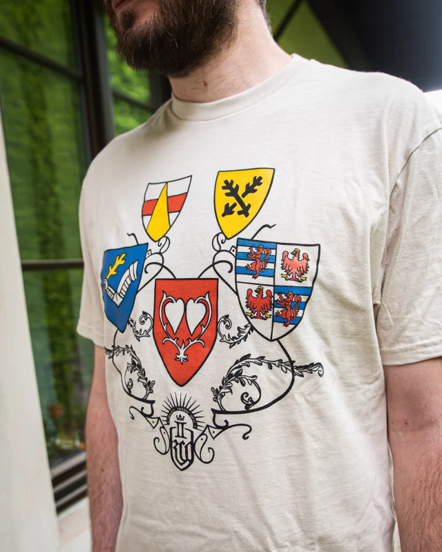 Tričko Kingdom Come: Deliverance II - Coat of Arms 2.0