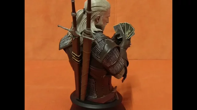 Zaklínač 3 - Geralt hraje Gwint busta